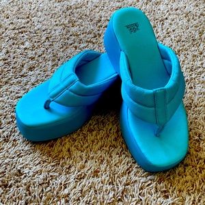 Target Wild Fable Platform Chunky Heel Sandals Flip Flops